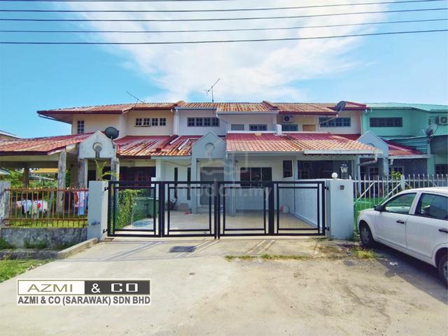 2-Storey Intermediate Terraced House For Sale 1