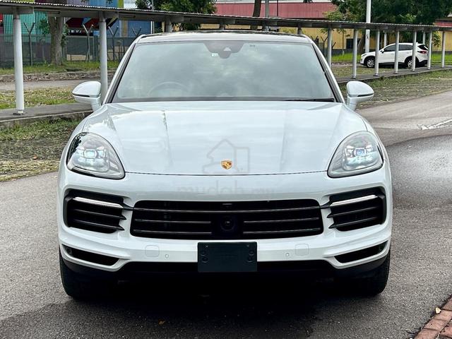 22 Porsche CAYENNE COUPE 3.0L PLATINUM EDT MUSVIEW - 3