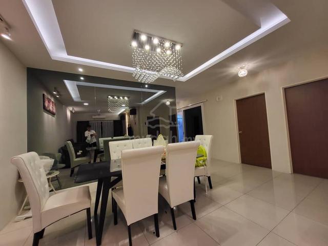 Manhattan Condominium 5