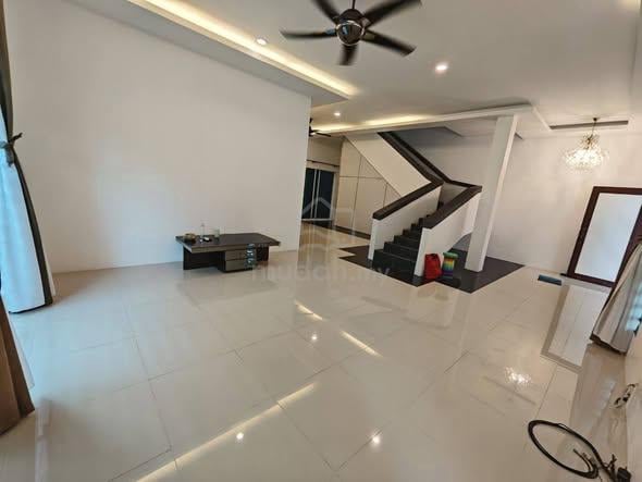 Renovate Move In Condition Semi D Open Facing Gate Guard Tasek Square 1