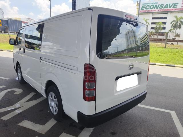 2019 Toyota Hiace 2.5 (M) Semi Panel Van - 5