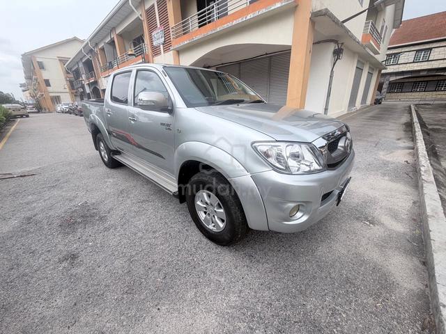 2009 Toyota HILUX 2.5 G DOUBLE CAB (A) - 3