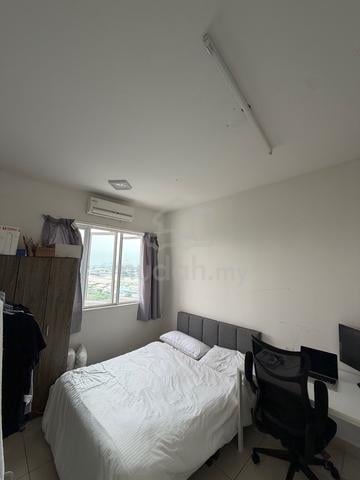 Regina Residence USJ 1 Medium Room 1