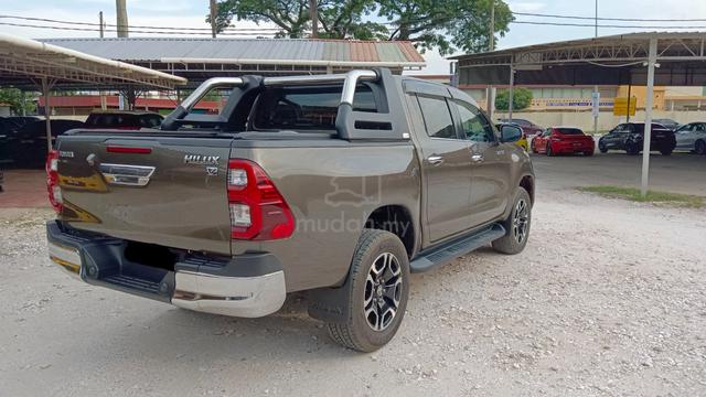 2021 Toyota HILUX 2.4 V (A) Facelift - 4