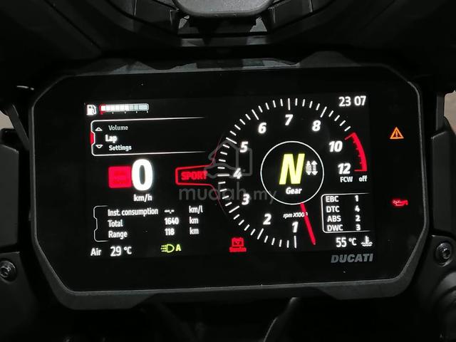 2025 Ducati Multistrada V4 S Grade 6 Low Mileage - photo 5 of 10
