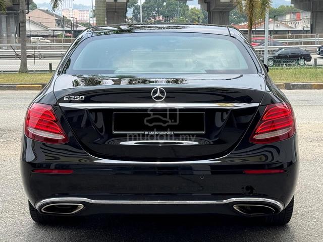 2017 Mercedes Benz E200 2.0 AVANTGARDE W213 ROOF - 4