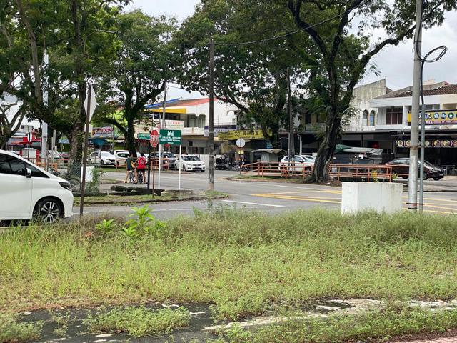 FOR SALE: Corner Commercial Semi-D Georgetown, Main Road Frontage 1
