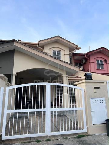 RUMAH TERES 2 TINGKAT: Bandar Putra Permai, Seri Kembangan 1