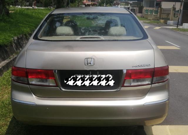 2004 Honda ACCORD 2.0 VTI (A) - 3