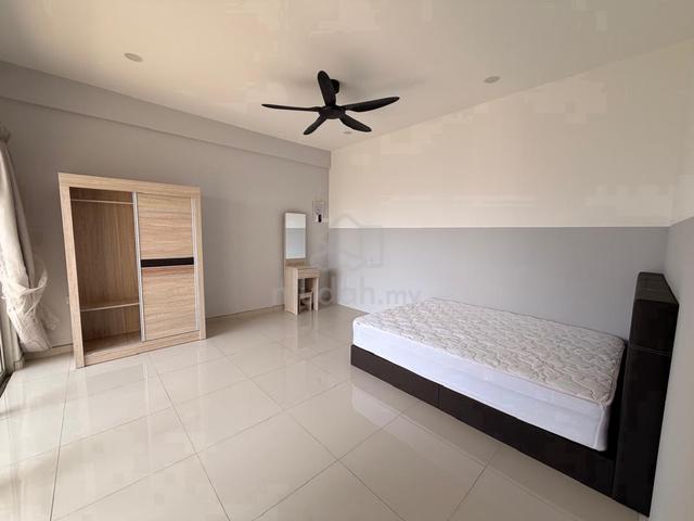 Middle Room with Balcony for Rent, Prima Midah Heights, Cheras 1