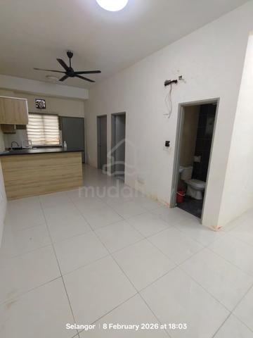 Ground Floor Townhouse, Simfoni, Puncak Alam 1