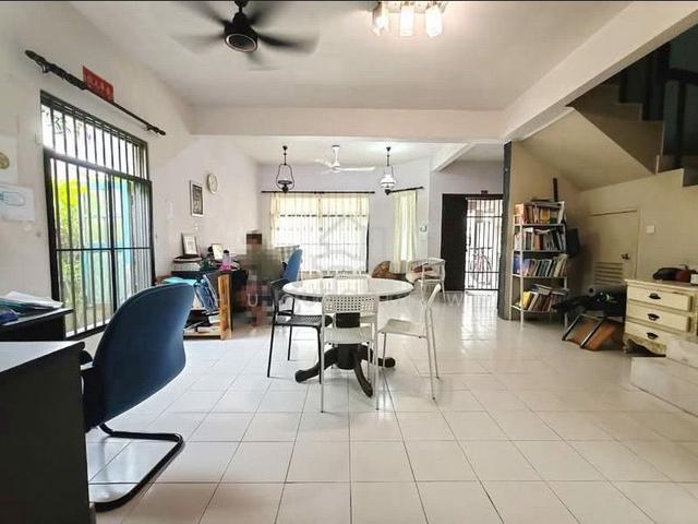 【 Facing North, End lot 】2 Storey House, Seksyen 5, Kota Damansara, PJ 1