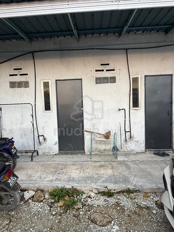 studio room sebelah jalan sekupi jenjarom 1