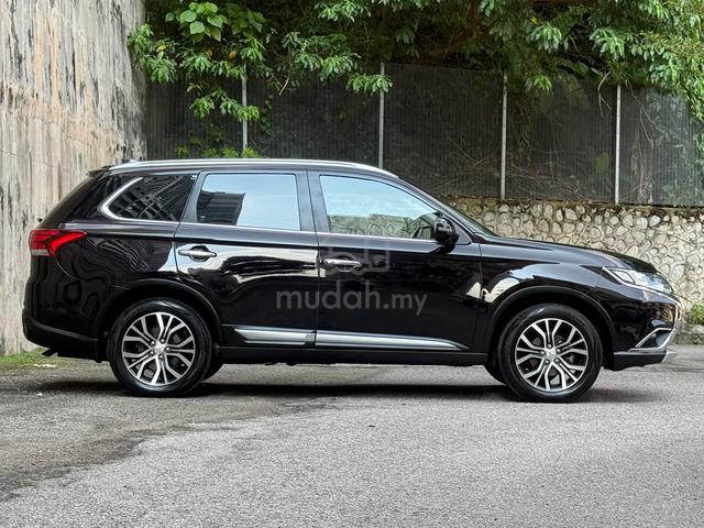 Mitsubishi OUTLANDER 2.0 2.0 4WD (A) REG YEAR 2020 - 3