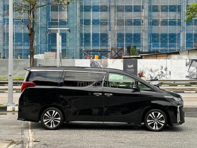 *NO Sunroof but TV✅* 2023 Toyota ALPHARD 2.5 SC ✨ - 3