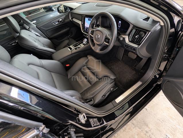 Volvo V60 2.0 T8 Under warranty Carking Penang - 5