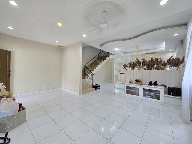 END LOT! Double Storey Terrace Taman Jelok Impian Kajang 1