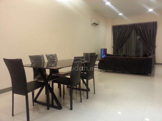 East ledang jalan hang lekir double storey for rent 1