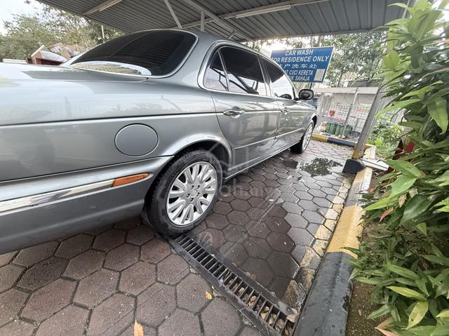 2003 Jaguar XJ8 3.2 (A) - 4