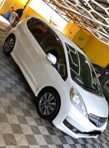 2012 Honda JAZZ 1.3 (HYBRID) FACELIFT (A) - 1