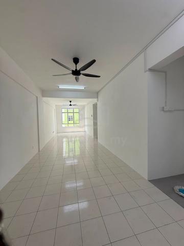 Pangsapuri 1 Scientex Utama 1