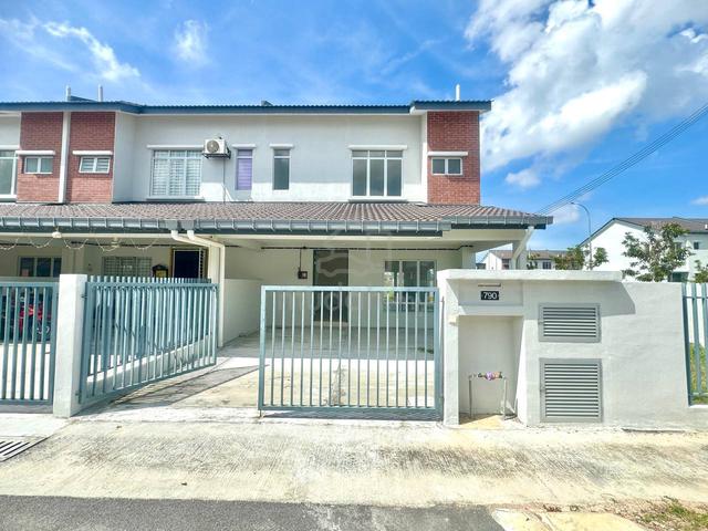 Gitaran Iringan Bayu Seremban Double Storey Corner Lot House 1