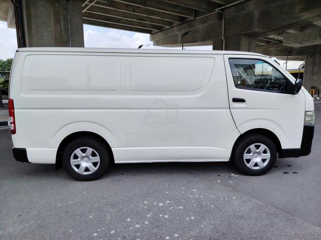2018 Toyota Hiace 2.5 (M) Panel Van - 4
