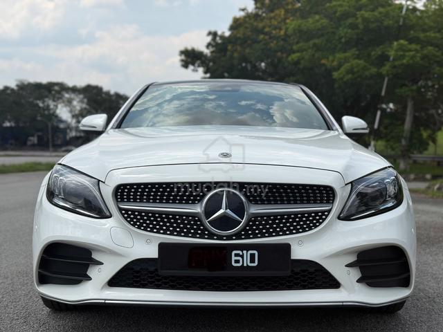Low mileage 60k 2019 Mercedes Benz C300 AMG LINE - 3
