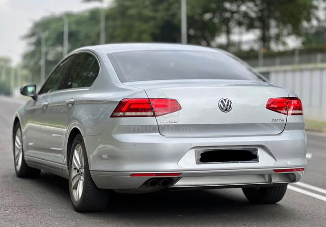 2017 Volkswagen PASSAT 1.8 TSI COMFORTLINE (CKD) - 3
