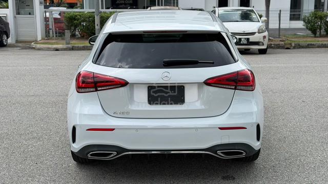 2021 Mercedes Benz A180 1.3 AMG ** Kaw Kaw Sale ** - 3