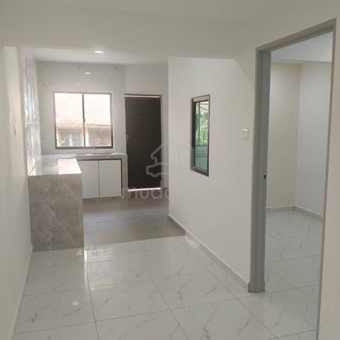 Taman Megah Ria Low cost 1