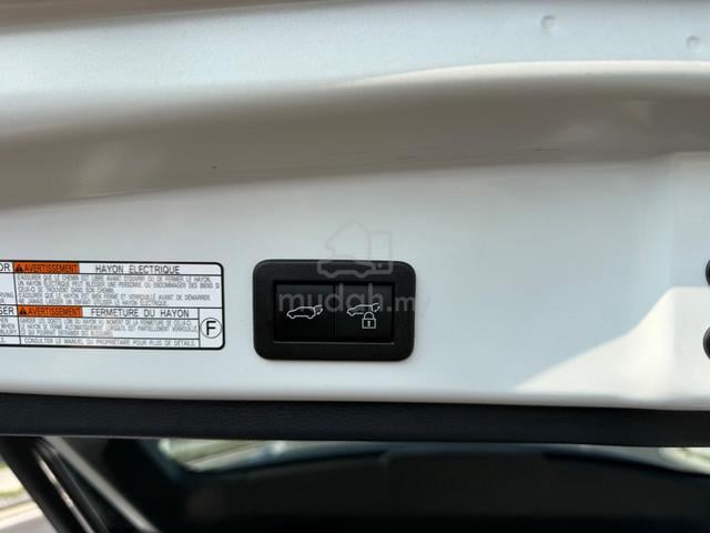 2023 Toyota COROLLA CROSS 1.8 GR SPORT (A) - 4