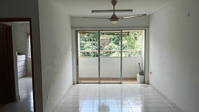 Flora Damansara 1