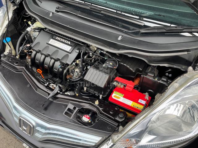 2014 Honda JAZZ 1.3 HYBRID FACELIFT (A) - 3
