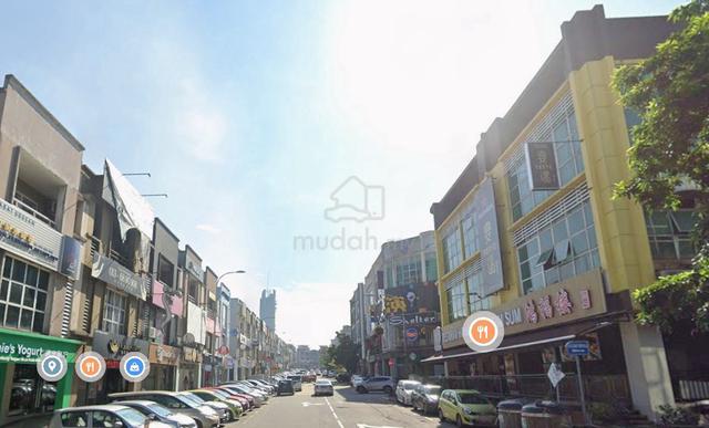 4 Storey CORNER shoplot with Lift For Sale at Bandar Baru Sri Petaling 1