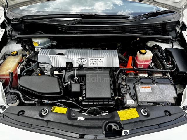 【2011】 Toyota PRIUS 1.8 (HYBRID) （A）GOOD CONDITION - 4