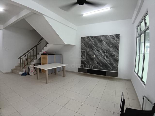 [Partly Funish] 3 Storey Terrace House, Scientex Kundang Jaya, Rawang 1