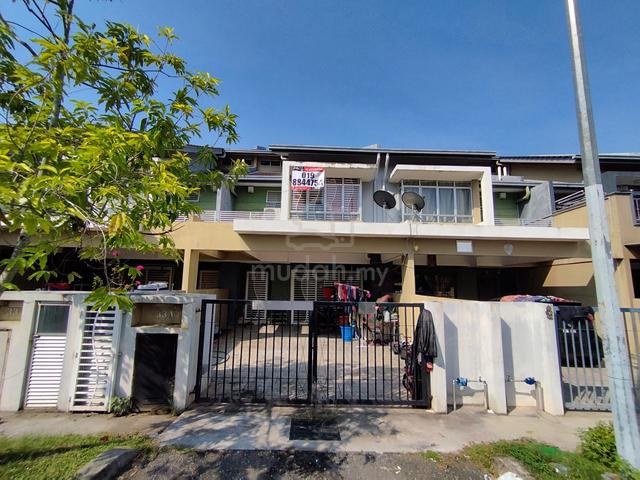 EXTRA LAND !! Double Storey Terrace Taman Semenyih Indah 2, Kajang 1