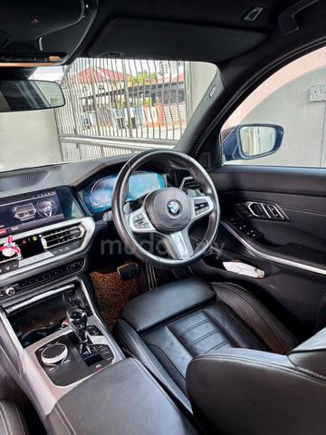2021 Bmw 330i M SPORT 2.0L (A) - 3