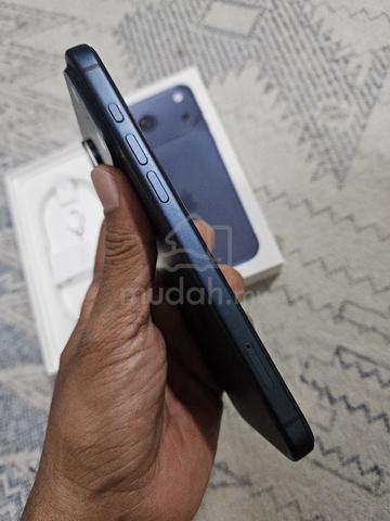 iPhone 17 Pro Max - photo 3 of 6