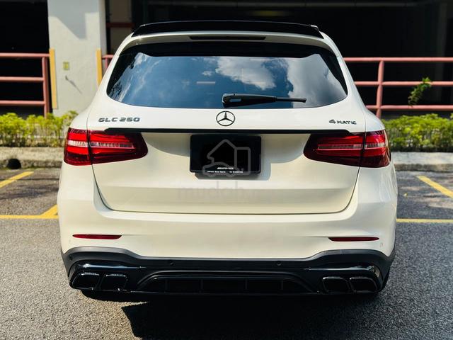 Mercedes Benz GLC250 2.0 4MATIC AMG P/Shift P/Boot - 4
