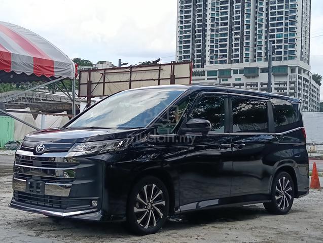 2023 Toyota NOAH 2.0 Z (A) Low MILG 11k KM ONLY - 2