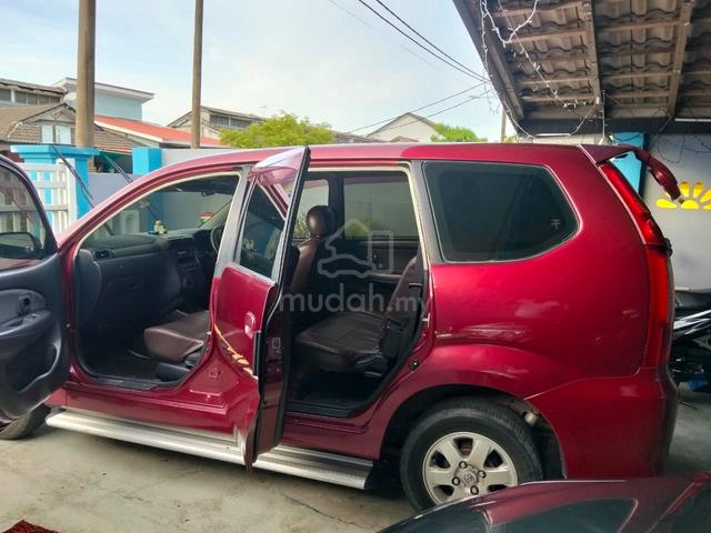 2004 Toyota AVANZA 1.3 E (M) - 4