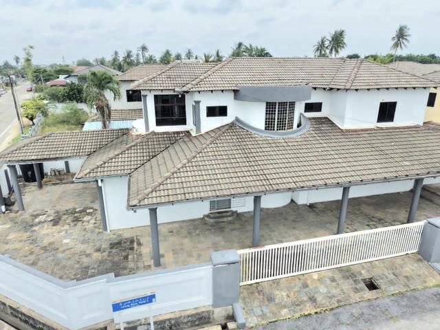 [Jalan kaki Ke Masjid-Pantai] CornerLot Banglo 2 Tingkat Taman Balok 1