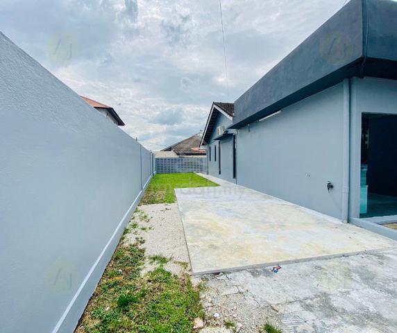 [FACING MAIN ROAD] Commercial Bungalow Single Sty[6,000 sf] 3