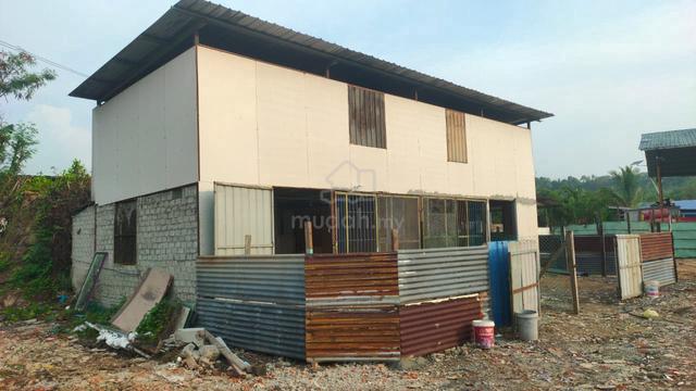 Double storey workshop warehouse store budget rent 1