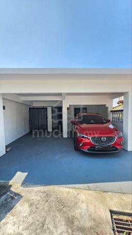 END LOT & RENOVATED Single Storey Terrace Taman Desa Vista, Sepang 1