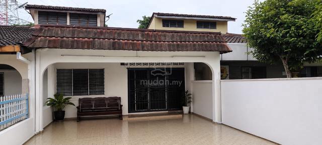 1sty Taman Sri Serdang, Seri Kembangan, Selangor 1