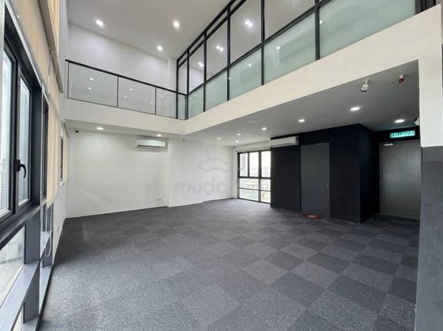Stellar Office Suites, LRT Bandar Puteri, Puchong, Puteri Mart 1