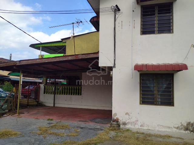 Rumah Corner melaka baru 1